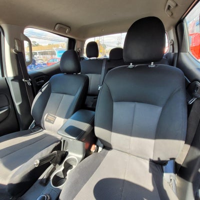 2020 Mitsubishi L200 2.4 Glx Cabina Doble 4x2 Mt