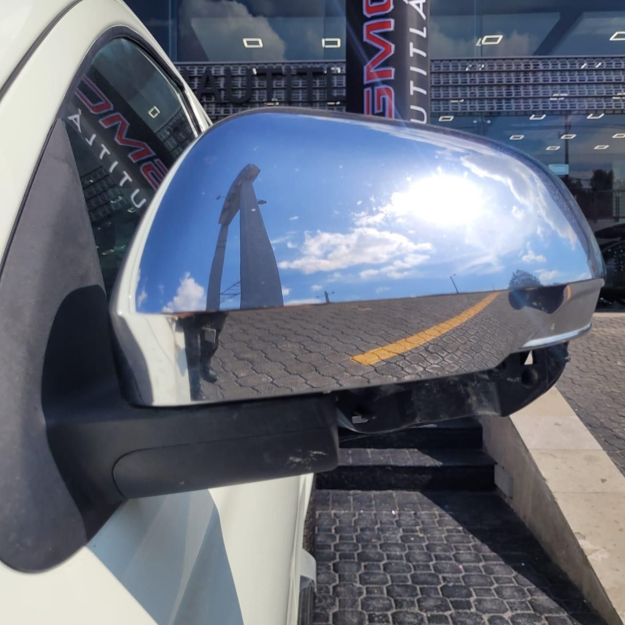 2020 Mitsubishi L200 2.4 Glx Cabina Doble 4x2 Mt