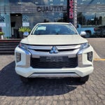 2020 Mitsubishi L200 2.4 Glx Cabina Doble 4x2 Mt