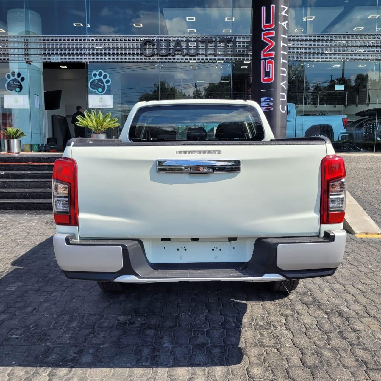 2020 Mitsubishi L200 2.4 Glx Cabina Doble 4x2 Mt