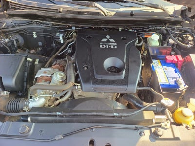 2022 Mitsubishi L200 2.4 GLX 4x4 Diésel Mt