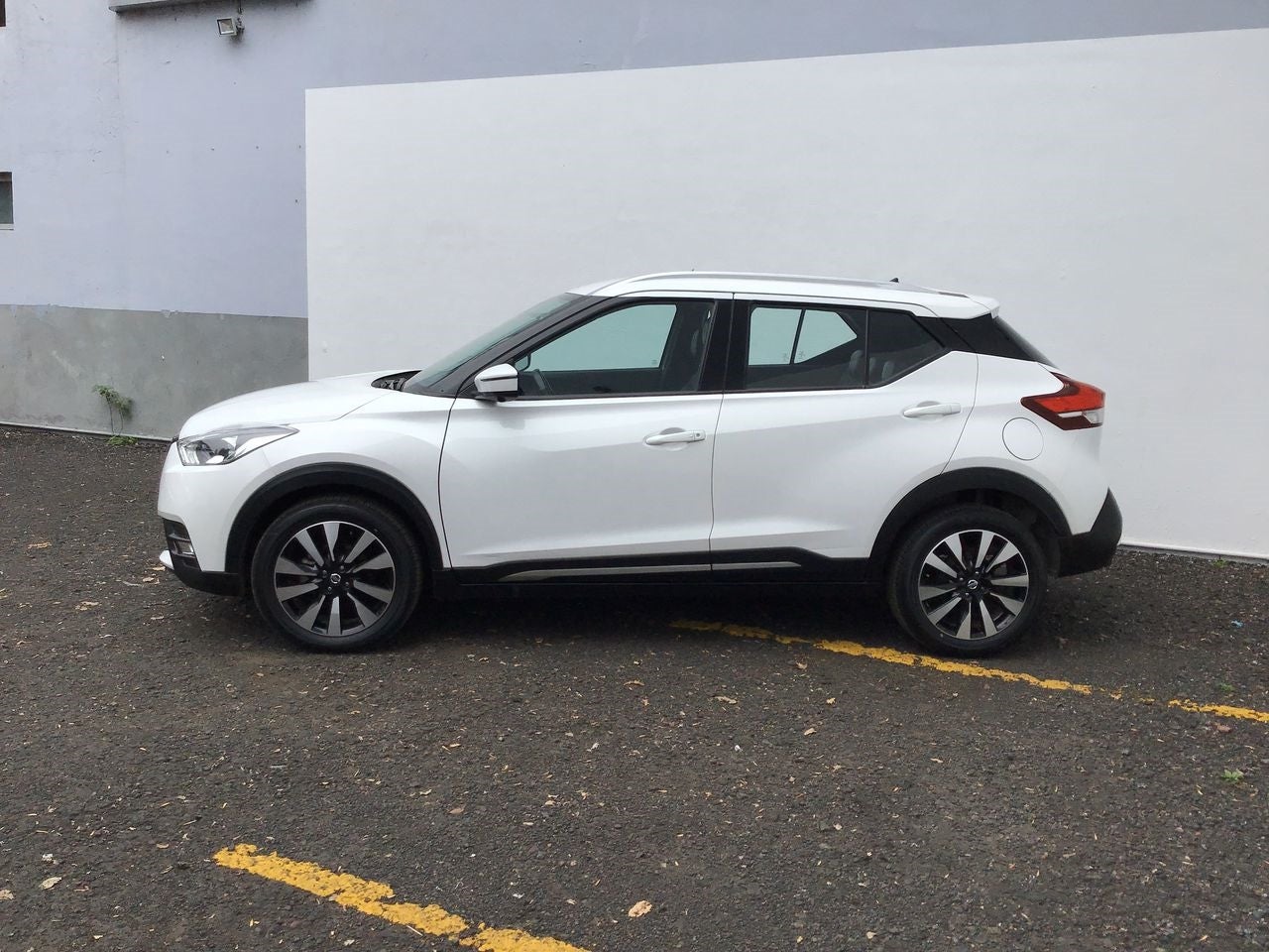 2020 Nissan KICKS KICKS 5 PUERTAS EXCLUSIVE 1.6 LTS CVT A/C