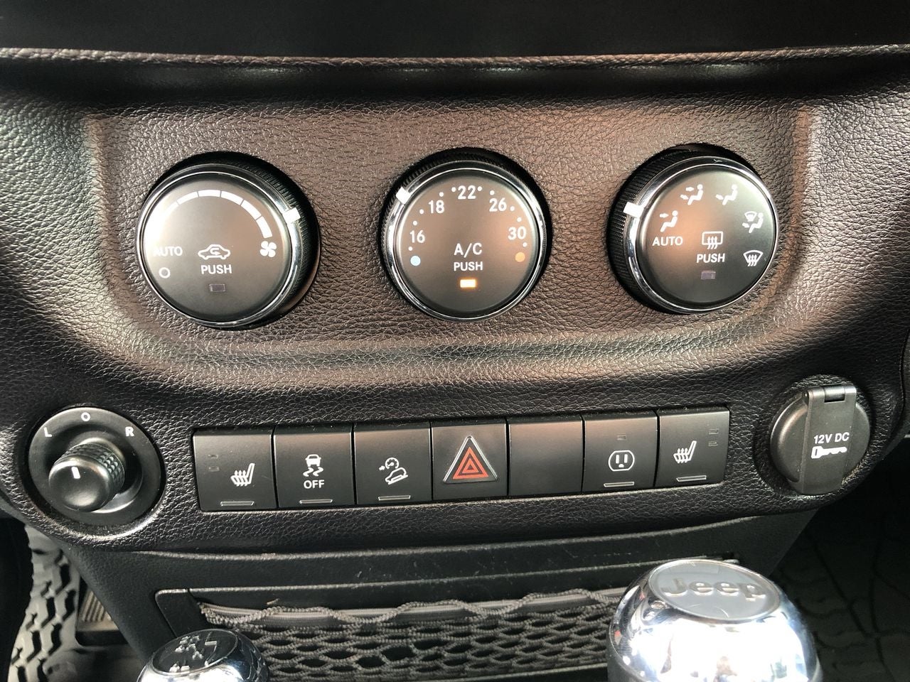 2017 Jeep WRANGLER JEEP WRANGLER UNLIMITED SAHARA