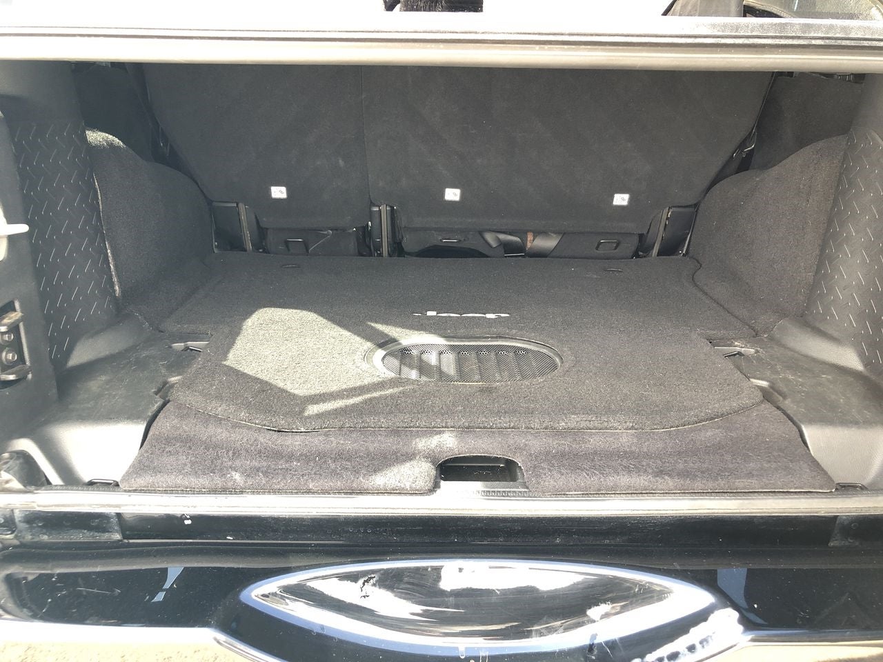 2017 Jeep WRANGLER JEEP WRANGLER UNLIMITED SAHARA