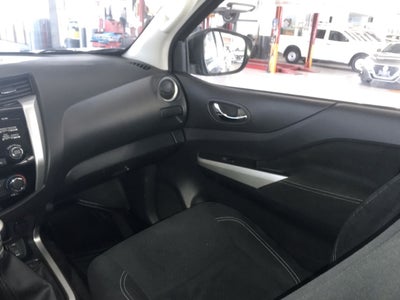 2019 Nissan FRONTIER NP300 FRONTIER LE