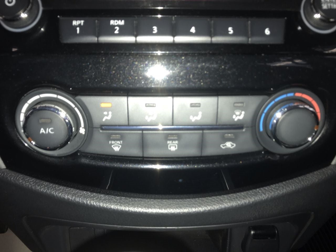 2019 Nissan FRONTIER NP300 FRONTIER LE