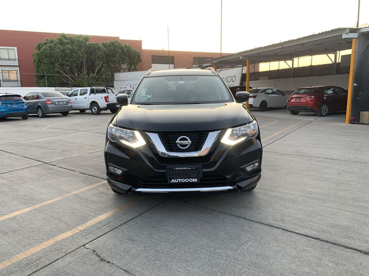 2018 Nissan X-TRAIL XTRAIL ADVANCE 2 FILAS