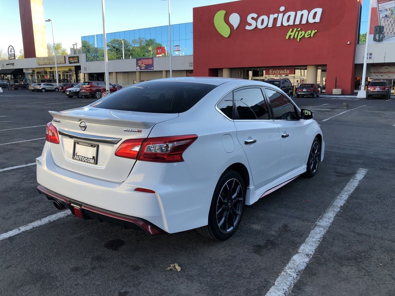 2019 Nissan SENTRA NISMO L4 1.6T 188 CP 4 PUERTAS STD PIEL BA AA