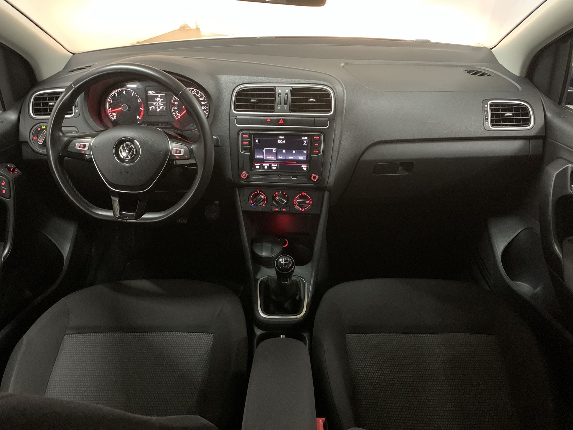 2020 Volkswagen POLO POLO PAQUETE DESING & SOUND STD