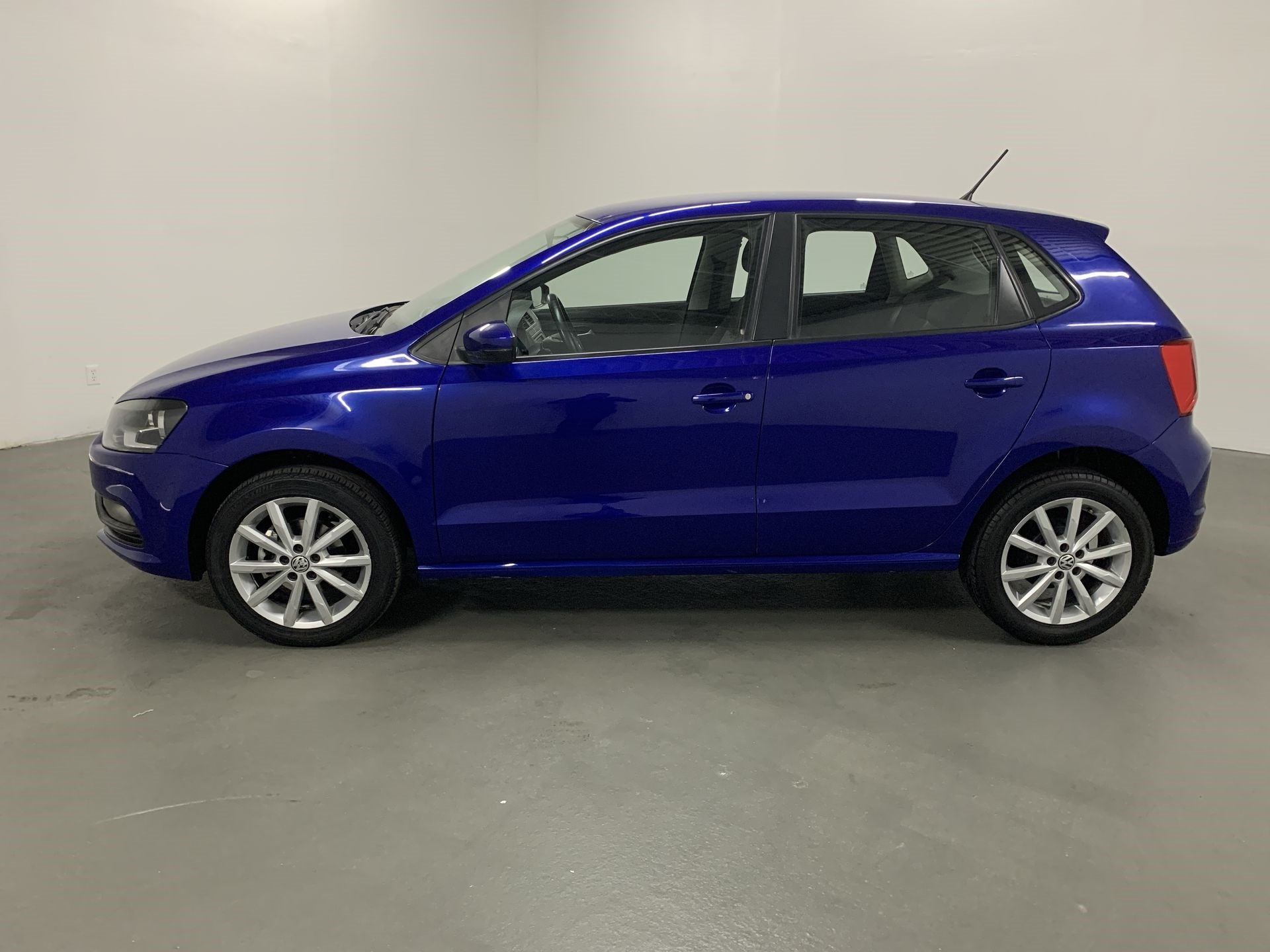 2020 Volkswagen POLO POLO PAQUETE DESING & SOUND STD