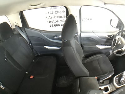 2020 Nissan FRONTIER NP300 FRONTIER LE