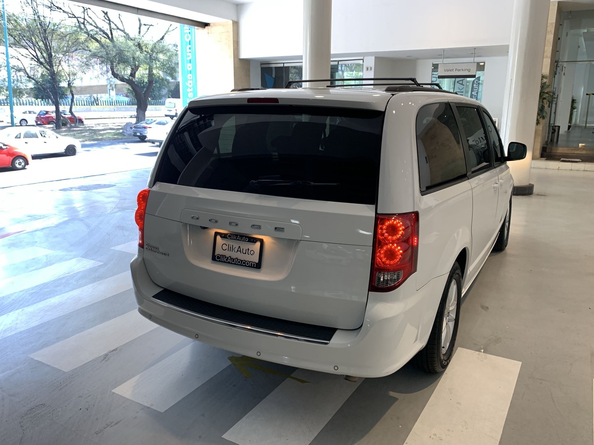 2018 Dodge GRAND CARAVAN SXT PLUS, V6, 3.5L, 283 CP, 5 PUERTAS, AUT