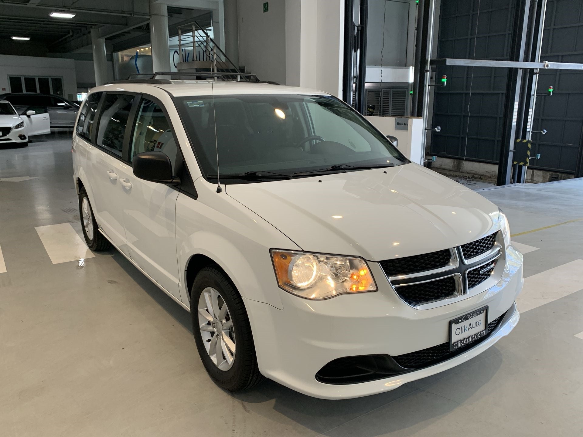 2018 Dodge GRAND CARAVAN SXT PLUS, V6, 3.5L, 283 CP, 5 PUERTAS, AUT