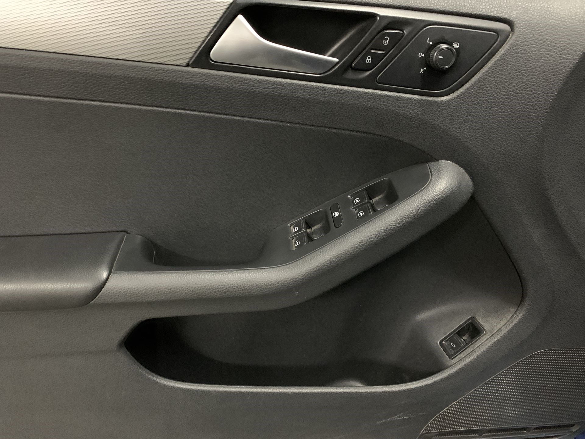 2018 Volkswagen JETTA JETTA  SPORTLINE TIP.