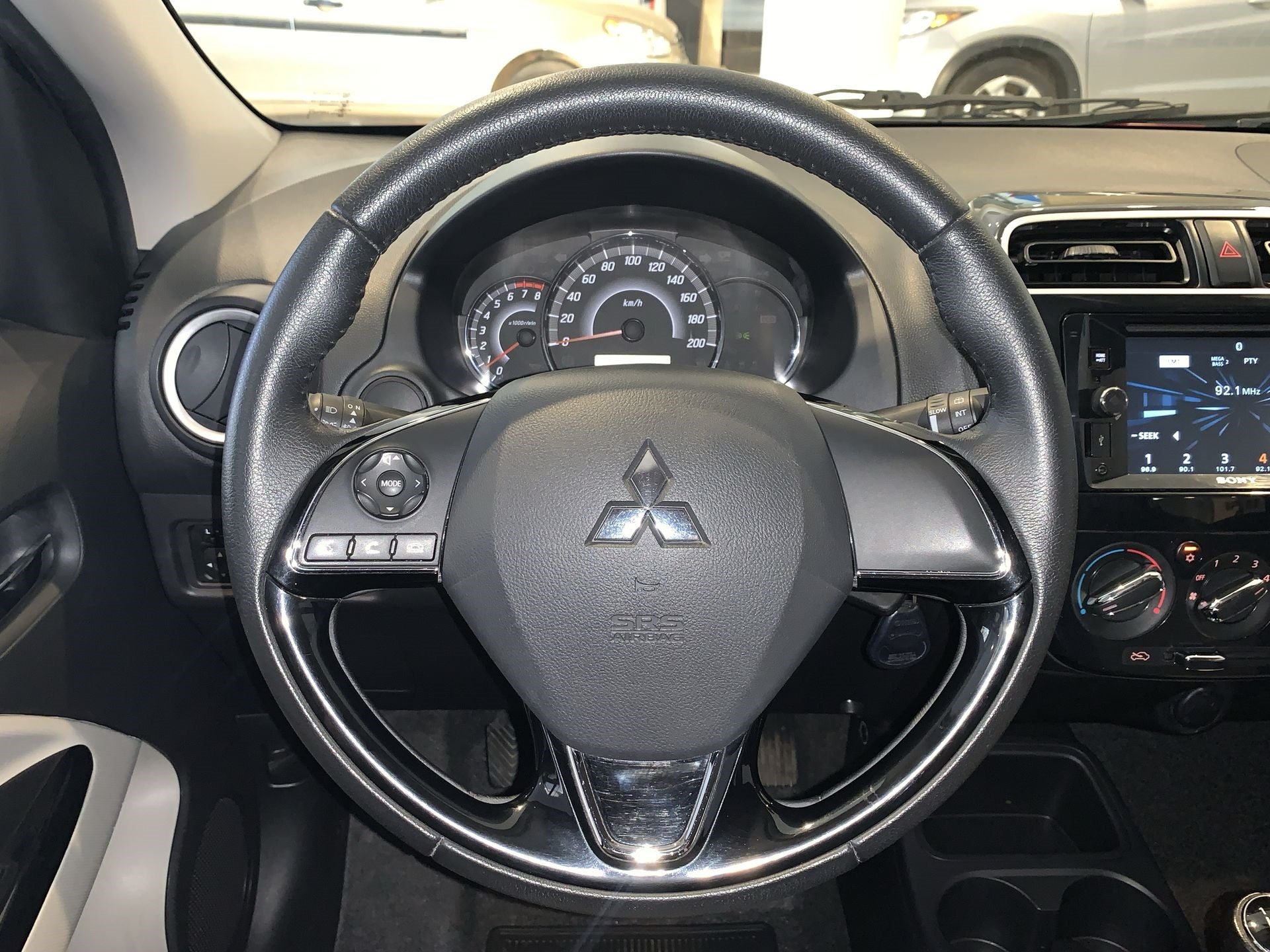 2019 Mitsubishi MIRAGE GLS, L3, 1.2L, 76 CP, 5 PUERTAS, STD