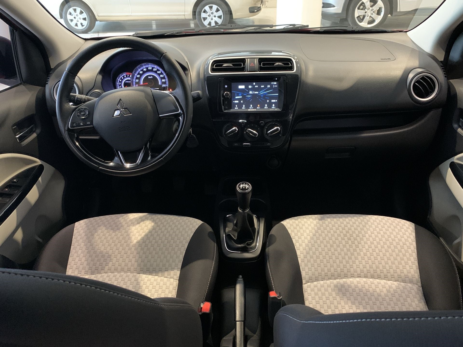 2019 Mitsubishi MIRAGE GLS, L3, 1.2L, 76 CP, 5 PUERTAS, STD