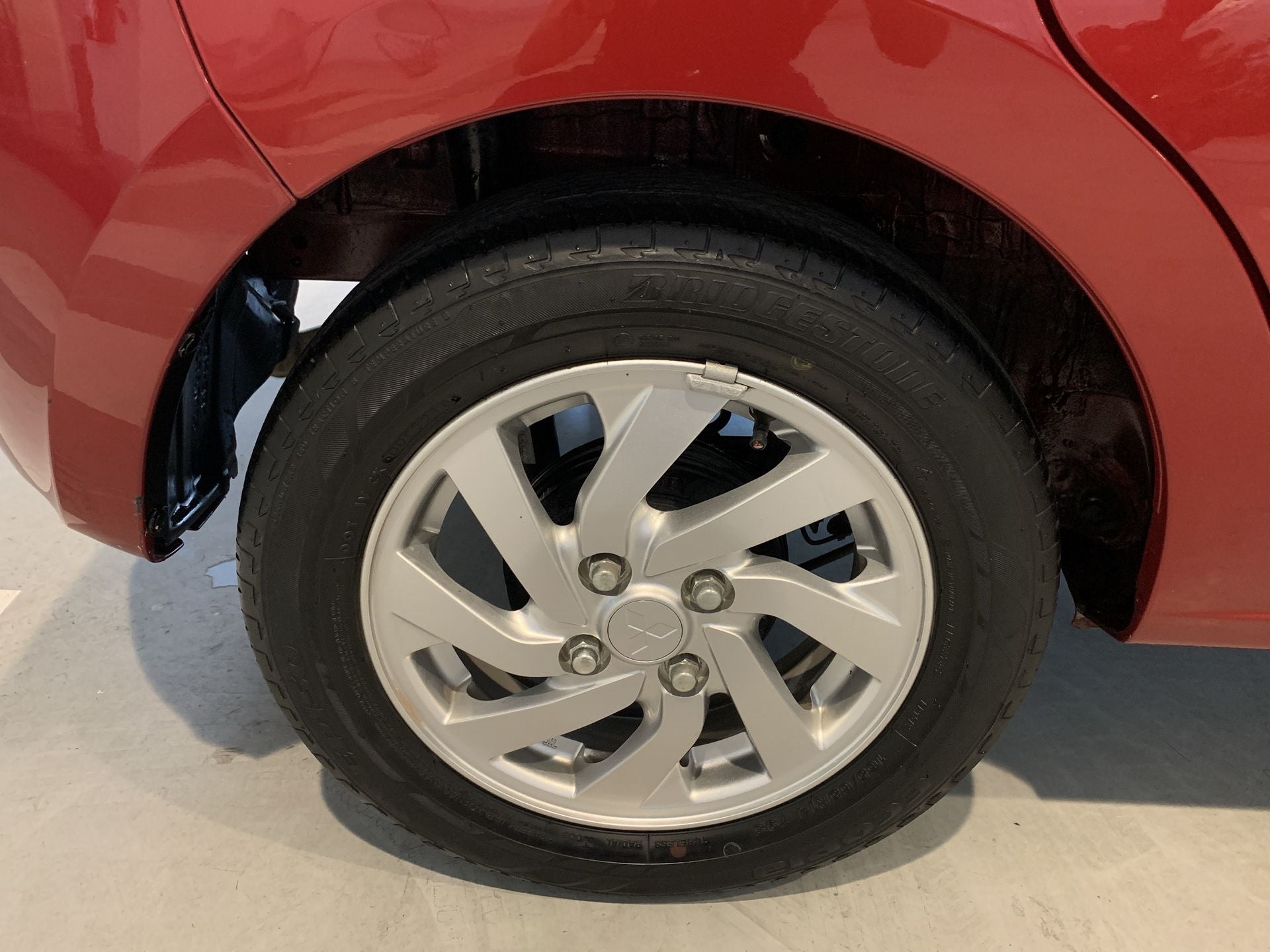 2019 Mitsubishi MIRAGE GLS, L3, 1.2L, 76 CP, 5 PUERTAS, STD