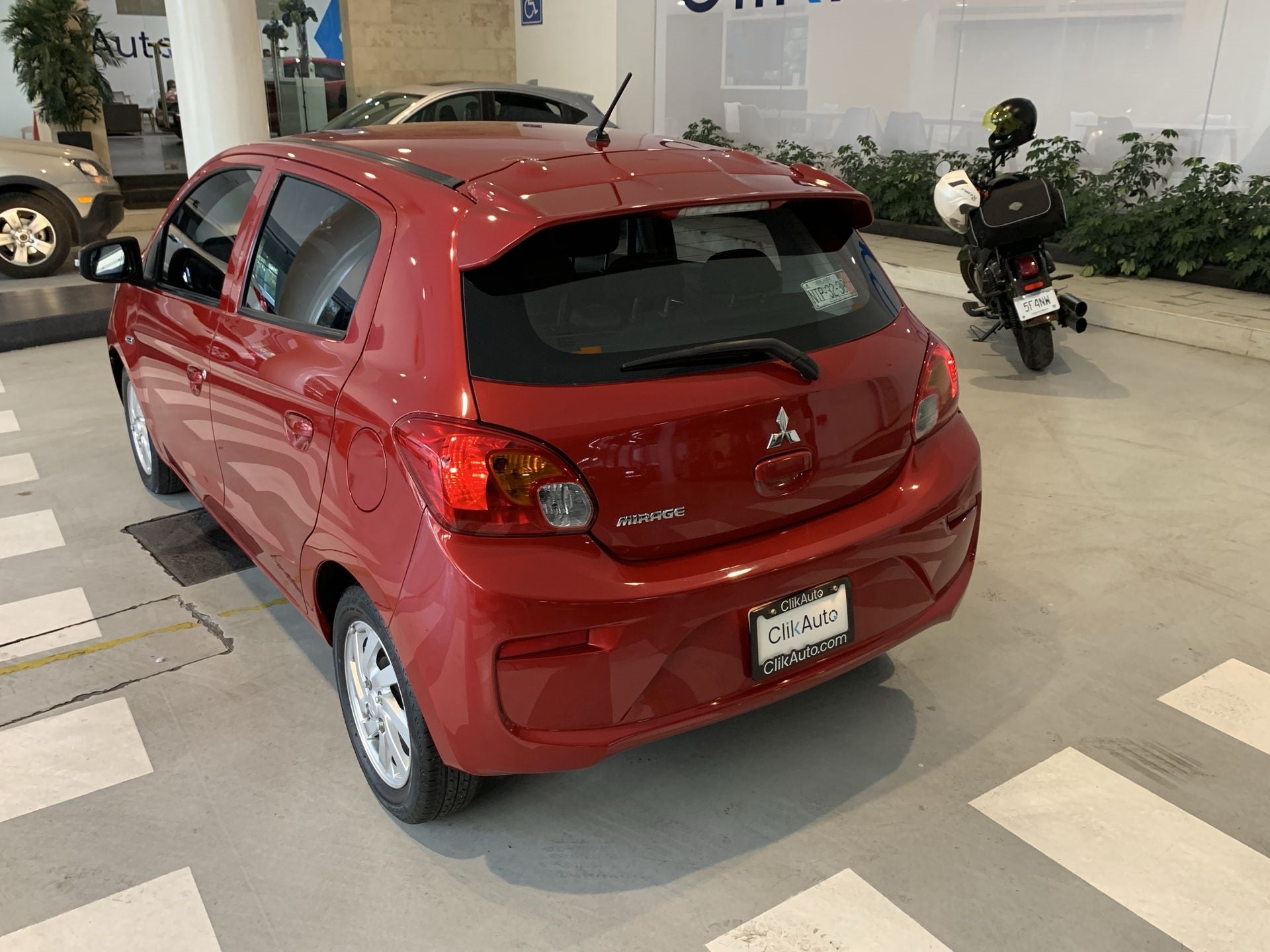 2019 Mitsubishi MIRAGE GLS, L3, 1.2L, 76 CP, 5 PUERTAS, STD