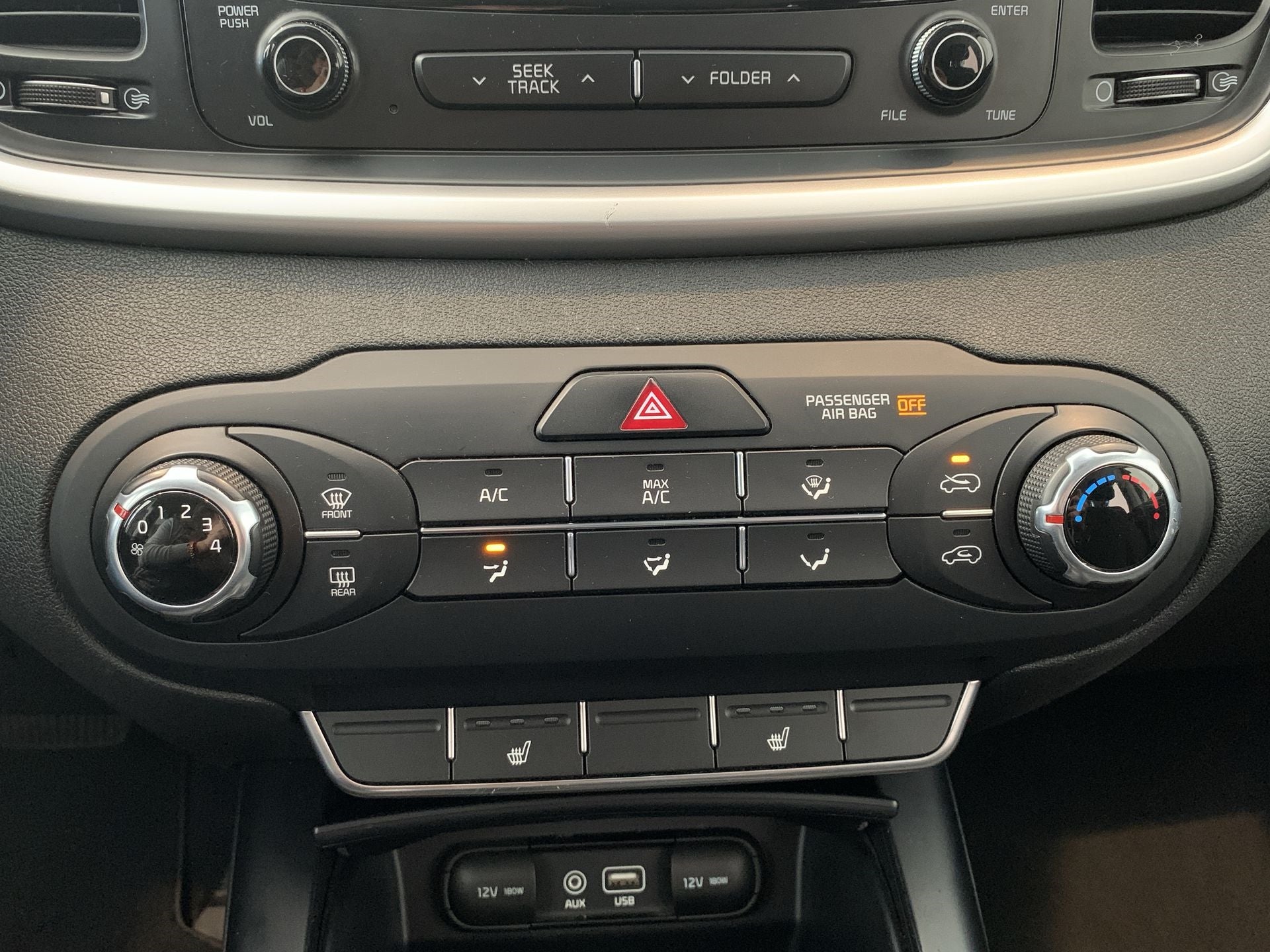 2018 Kia SORENTO LX, L4, 2.4L, 185 CP, 5 PUERTAS, AUT, 7 PASAJEROS