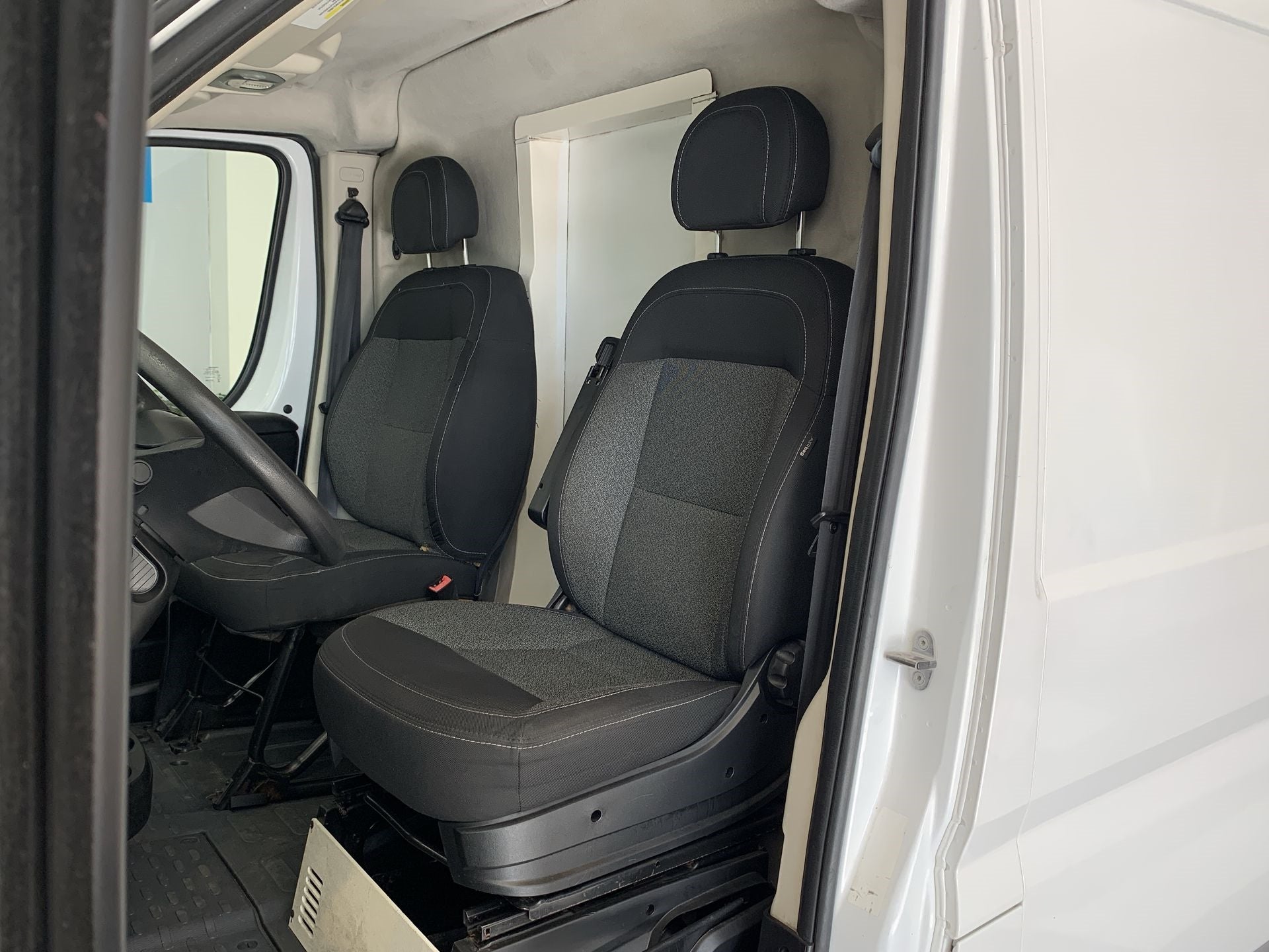 2016 DODGE RAM PROMASTER 2500 V6 3.6L 280 CP 4 PUERTAS AUT  BA AA