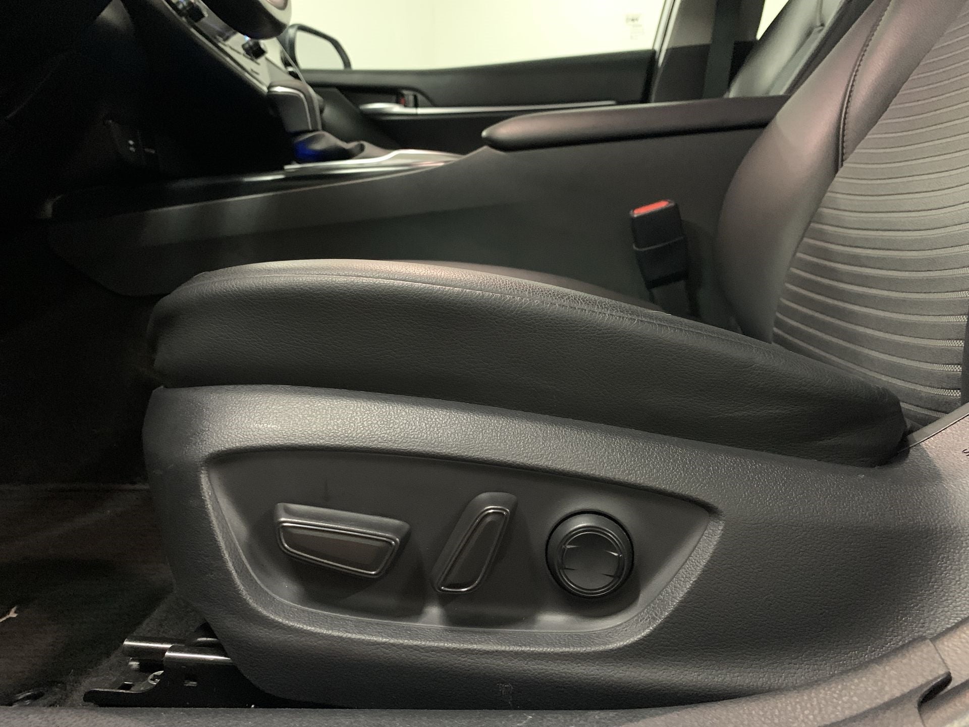 2019 Toyota CAMRY SE, L4, 2.5L, 201 CP, 4 PUERTAS, AUT