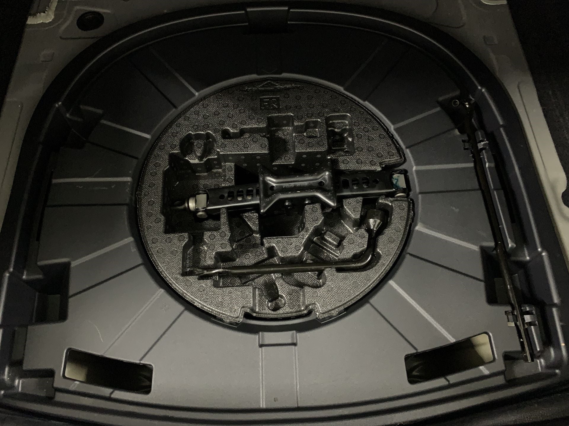 2019 Toyota CAMRY SE, L4, 2.5L, 201 CP, 4 PUERTAS, AUT