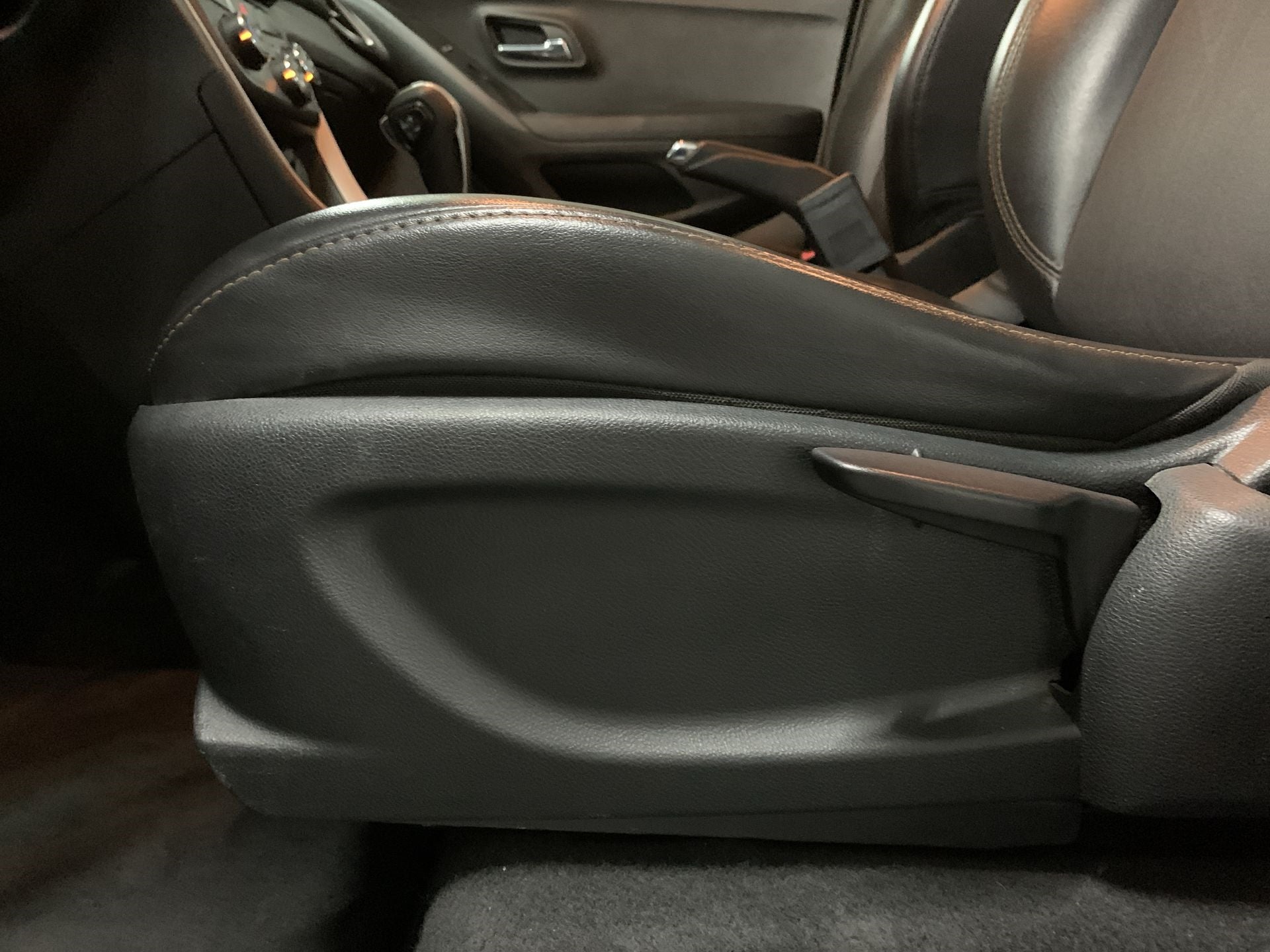 2017 Chevrolet TRAX TRAX PAQ B . LT AUT TELA CON TACTO PIEL