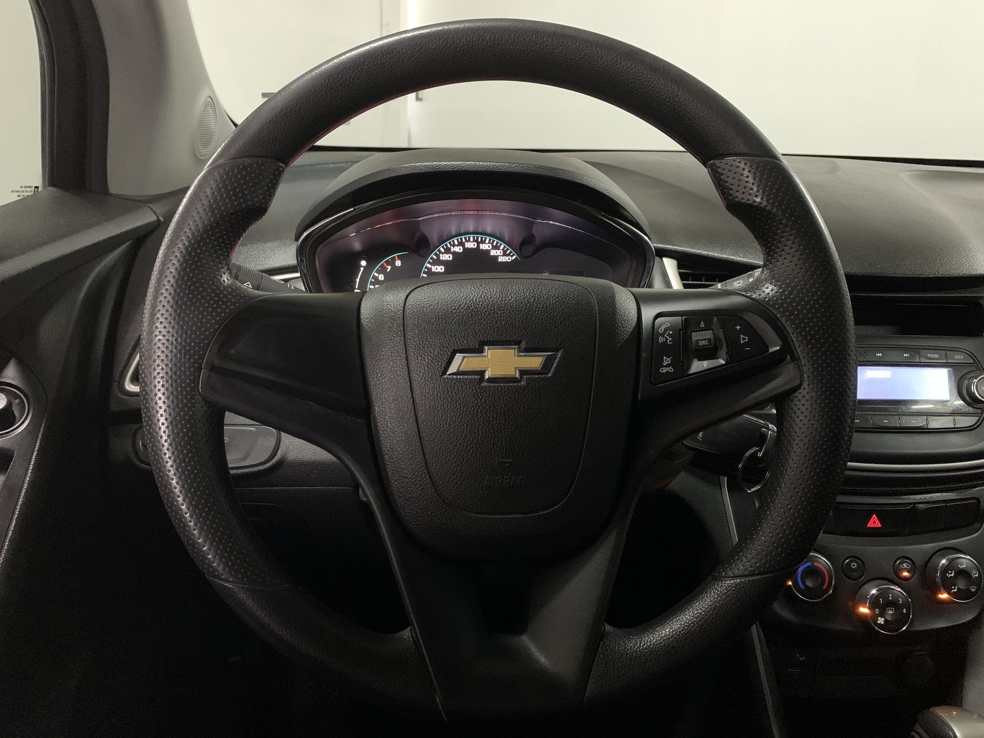 2017 Chevrolet TRAX TRAX PAQ B . LT AUT TELA CON TACTO PIEL