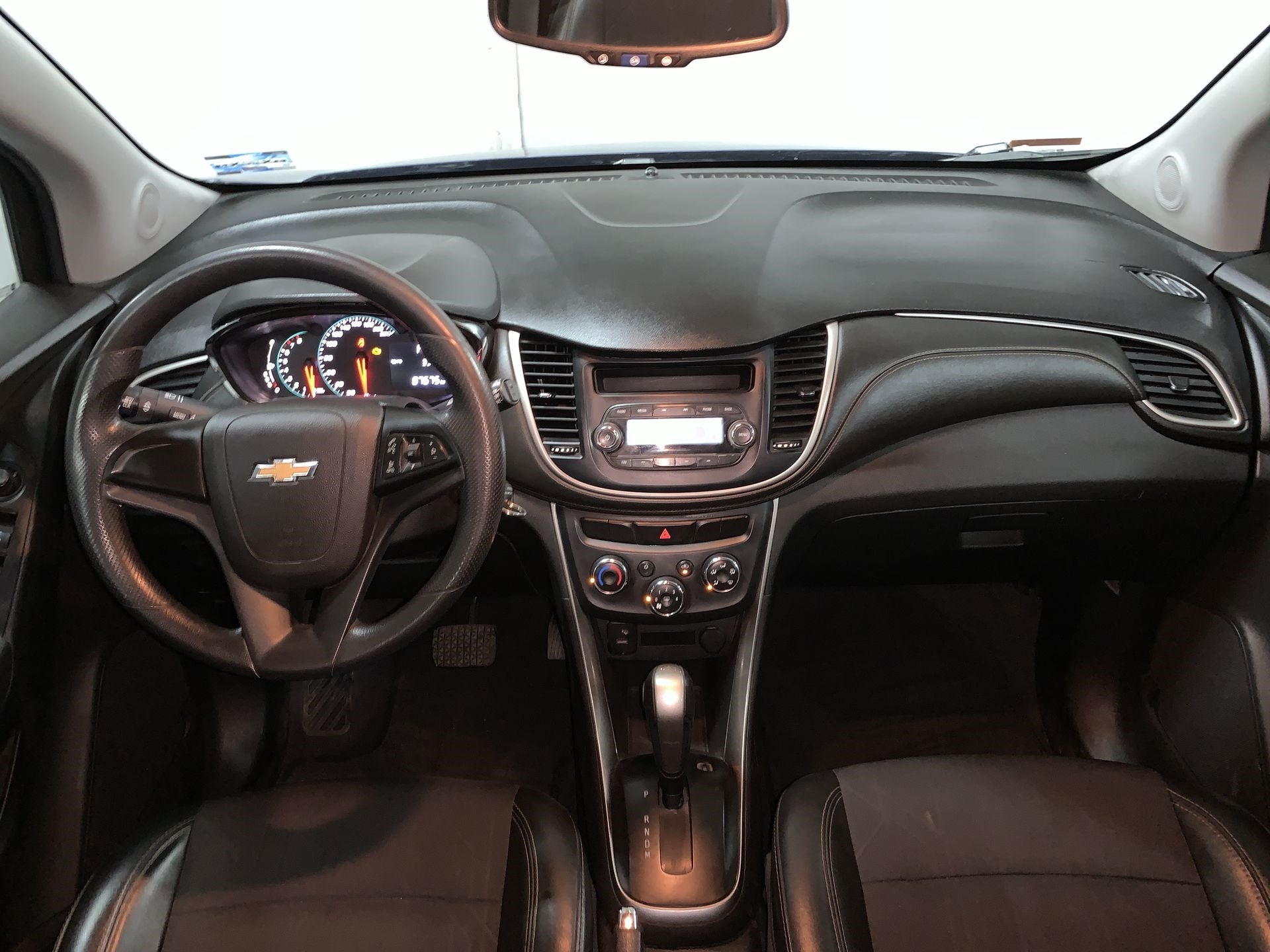 2017 Chevrolet TRAX TRAX PAQ B . LT AUT TELA CON TACTO PIEL