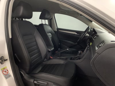 2014 Volkswagen PASSAT PASSAT SPORTLINE 2.5 L TIPTRONIC
