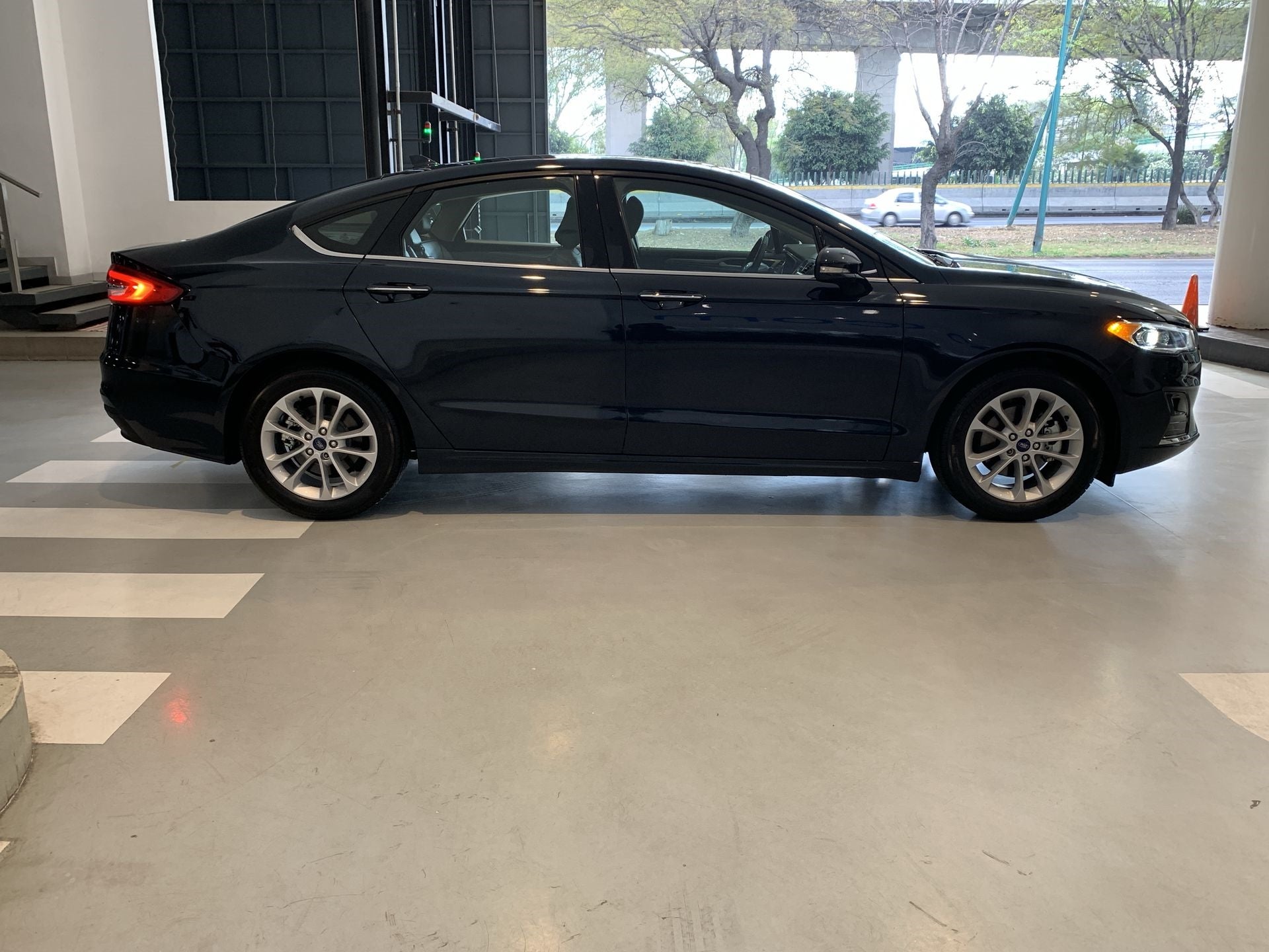 2020 Ford FUSION SEL, L4, 2.0L, 188 CP, 4 PUERTAS, AUT, PIEL, AA, HIBRIDO