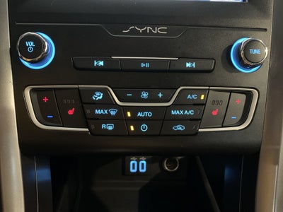 2020 Ford FUSION SEL, L4, 2.0L, 188 CP, 4 PUERTAS, AUT, PIEL, AA, HIBRIDO