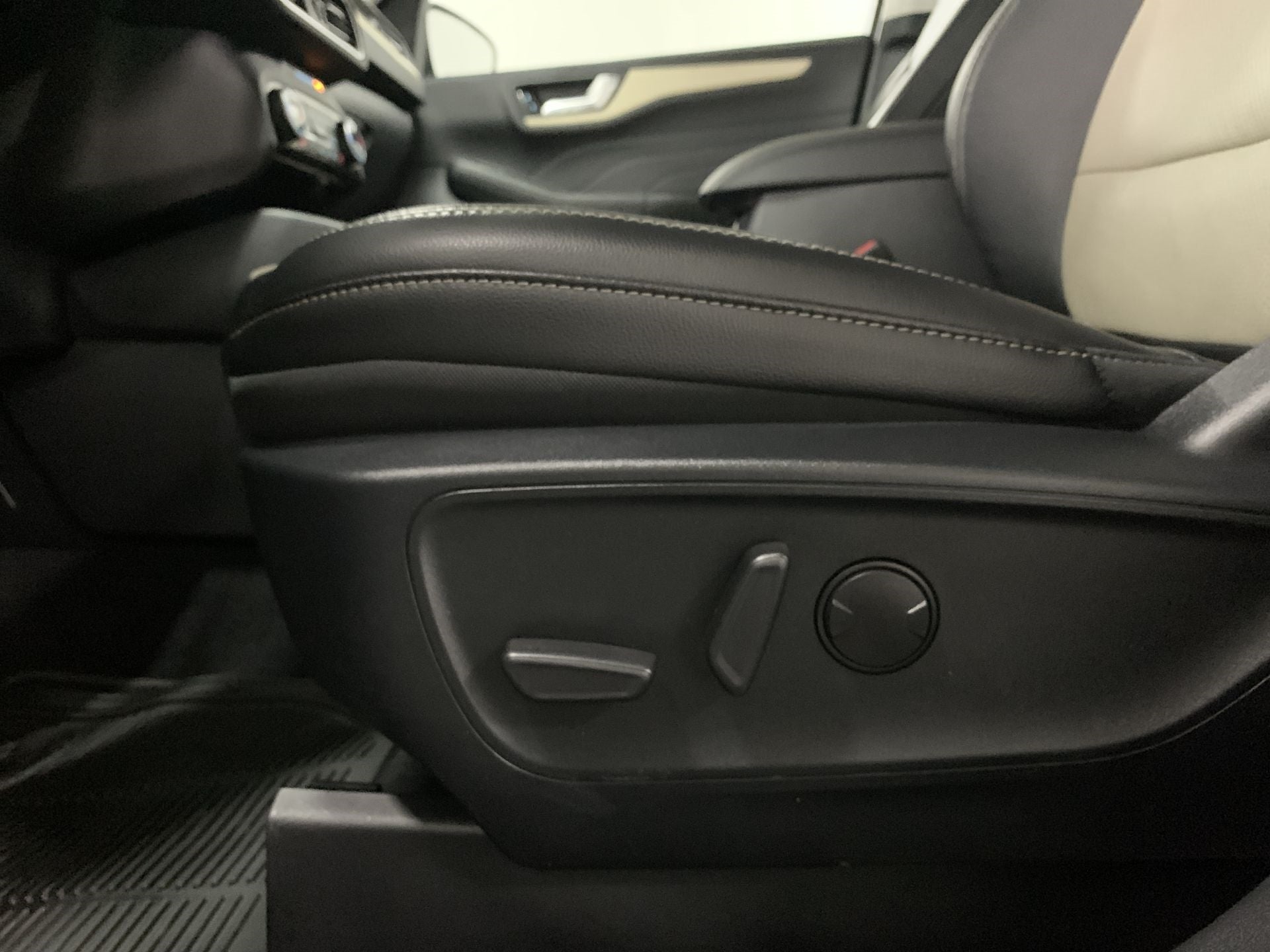 2021 Ford ESCAPE ESCAPE TIT HYBRID