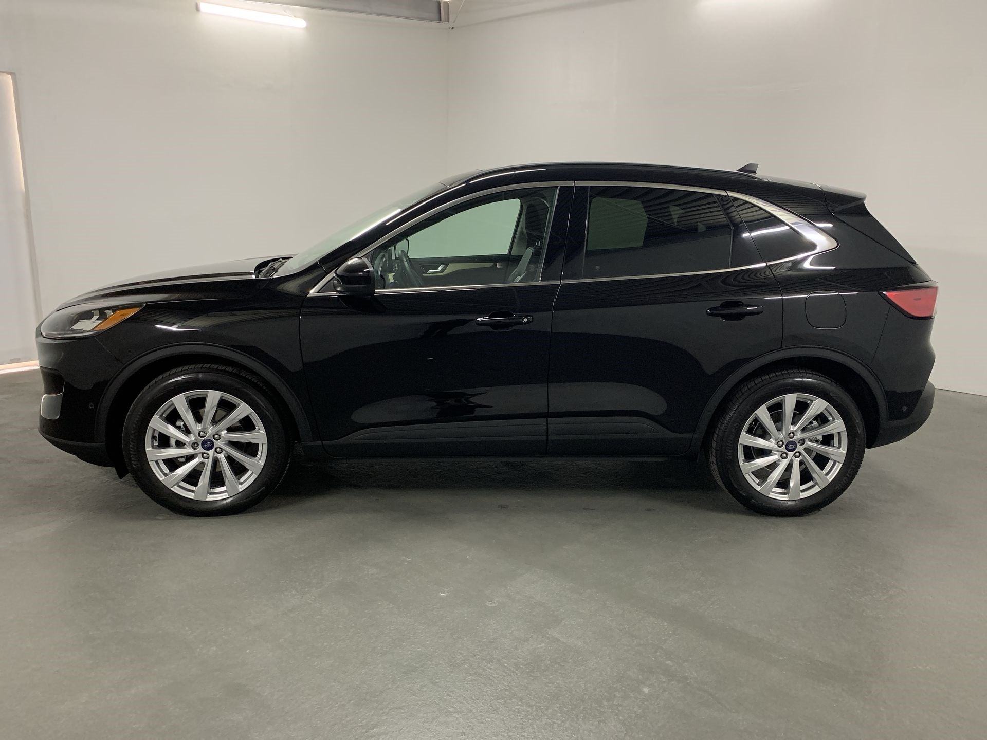 2021 Ford ESCAPE ESCAPE TIT HYBRID