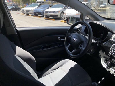 2017 Kia RIO RIO LX T/M 1.6L SEDAN