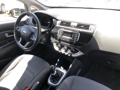 2017 Kia RIO RIO LX T/M 1.6L SEDAN