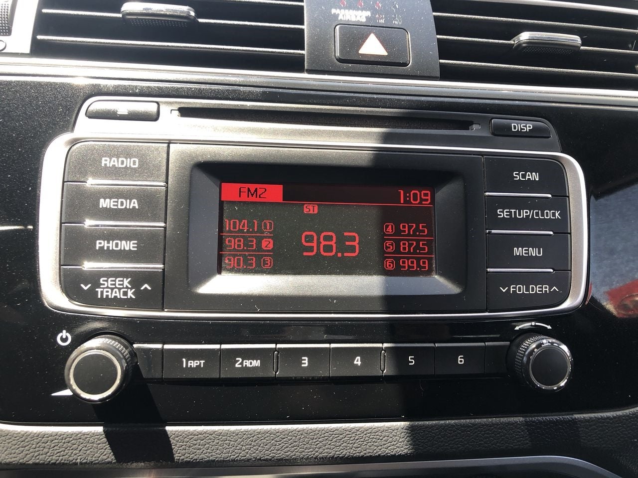 2017 Kia RIO RIO LX T/M 1.6L SEDAN