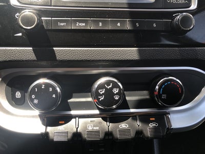 2017 Kia RIO RIO LX T/M 1.6L SEDAN