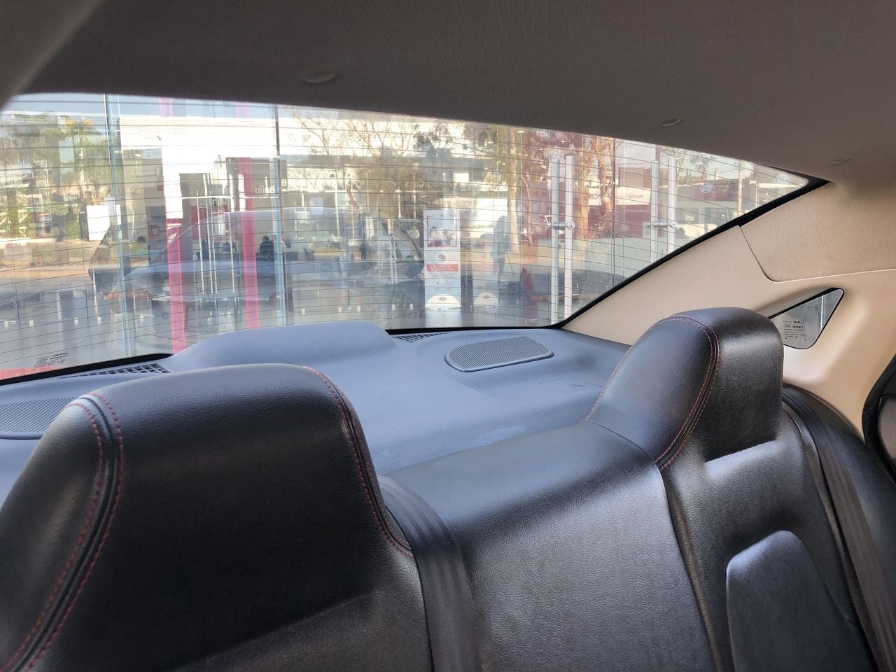 2018 JAC J4 MT TREND TREND L4 1.5L 111 CP 4 PUERTAS STD PIEL BA AA