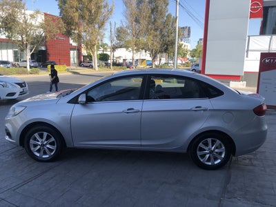 2018 JAC J4 MT TREND TREND L4 1.5L 111 CP 4 PUERTAS STD PIEL BA AA