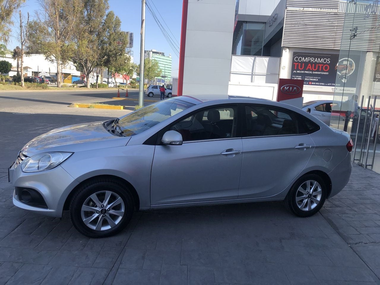 2018 JAC J4 MT TREND TREND L4 1.5L 111 CP 4 PUERTAS STD PIEL BA AA