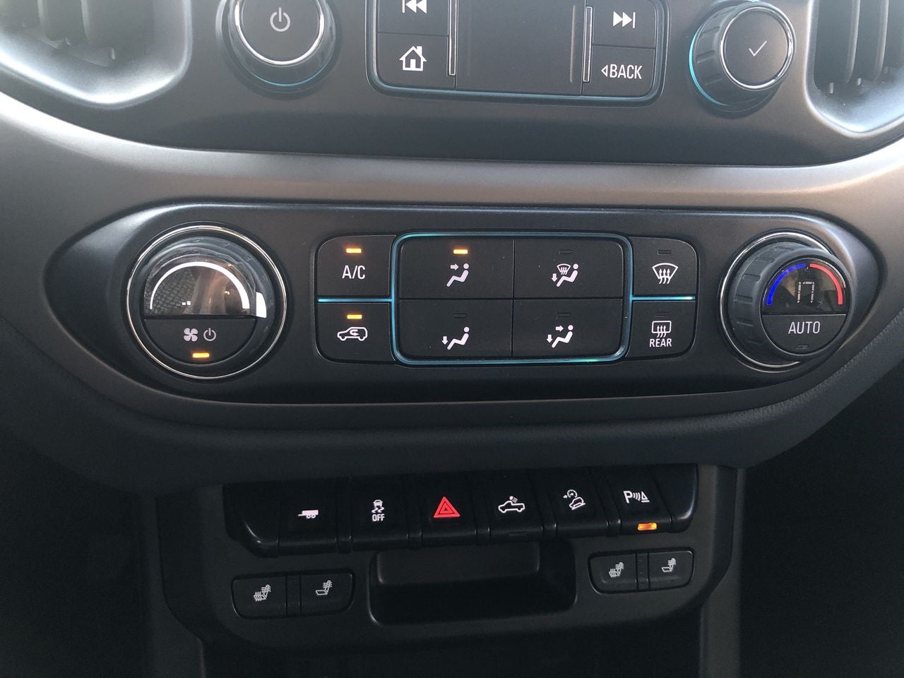 2021 Chevrolet COLORADO COLORADO DOBLE CABINA