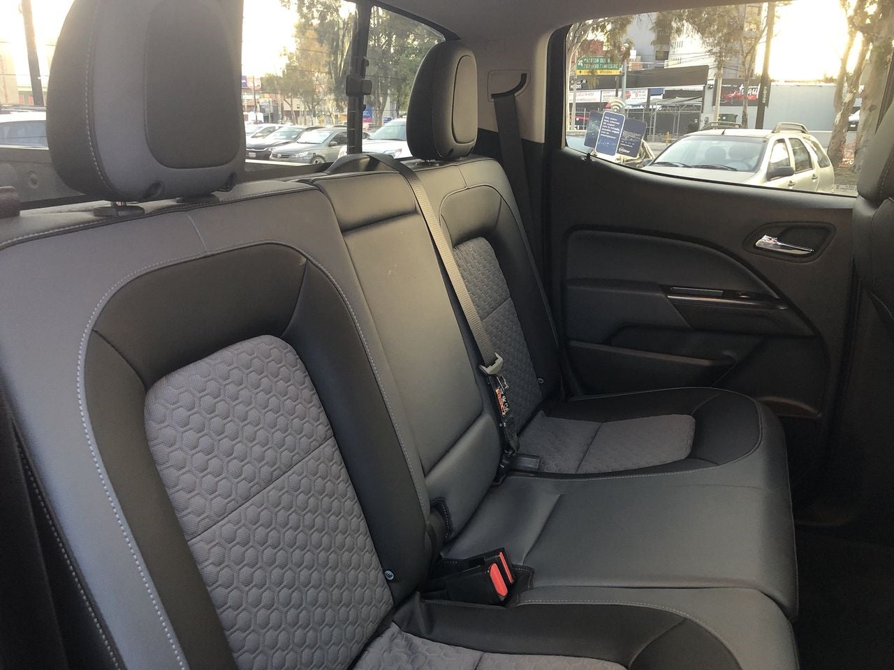 2021 Chevrolet COLORADO COLORADO DOBLE CABINA