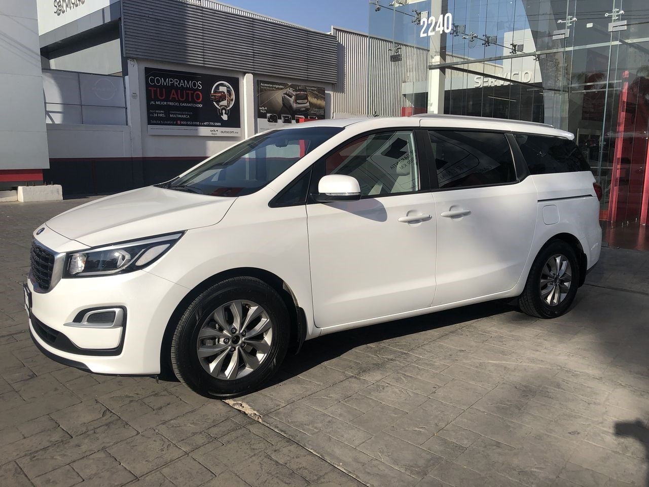 2020 Kia SEDONA SEDONA PE 3.3L LX A/T - 8 P