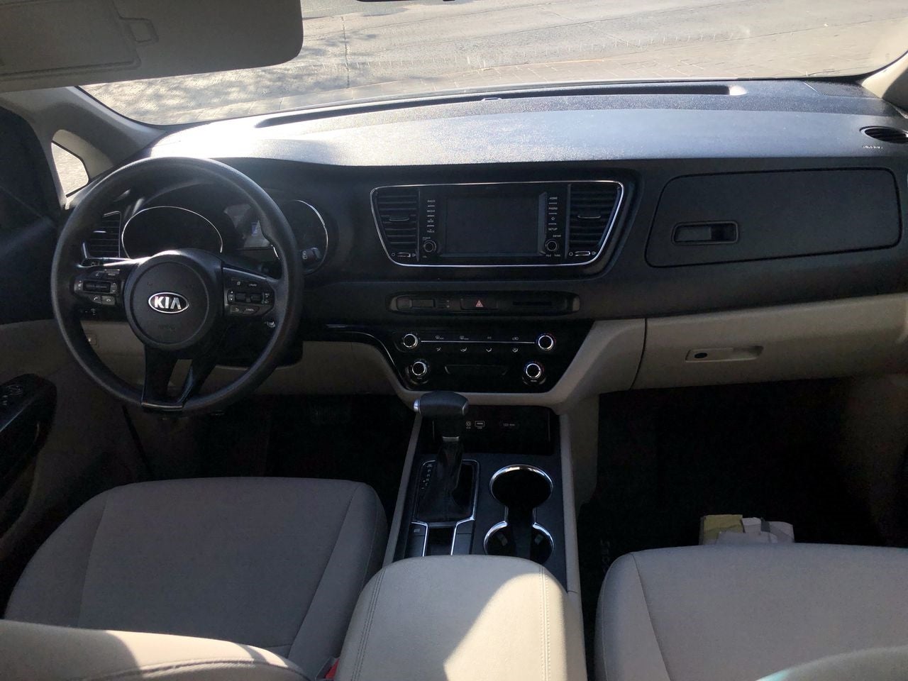 2020 Kia SEDONA SEDONA PE 3.3L LX A/T - 8 P