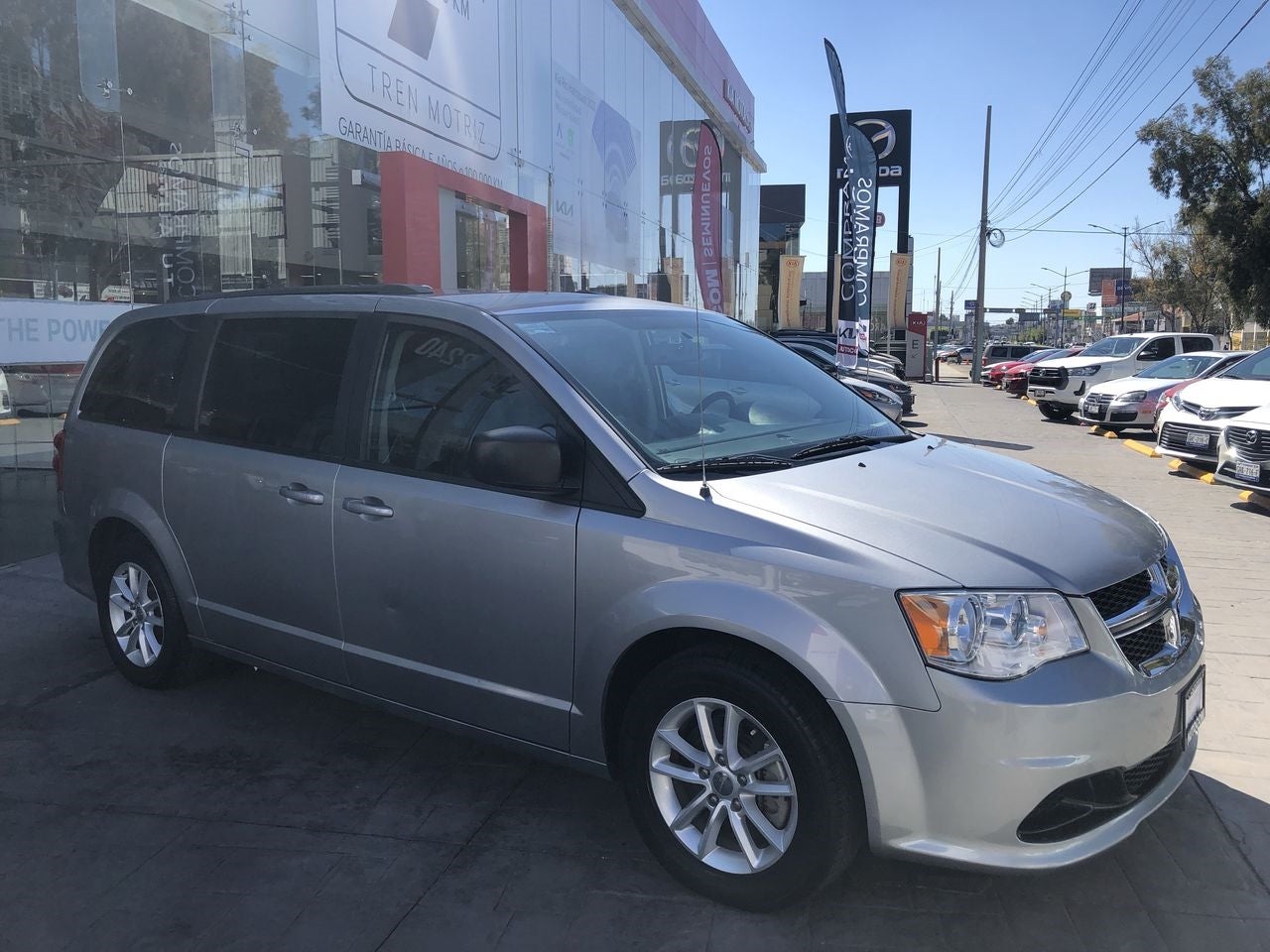 2019 Dodge GRAND CARAVAN SXT, V6, 3.5L, 283 CP, 5 PUERTAS, AUT