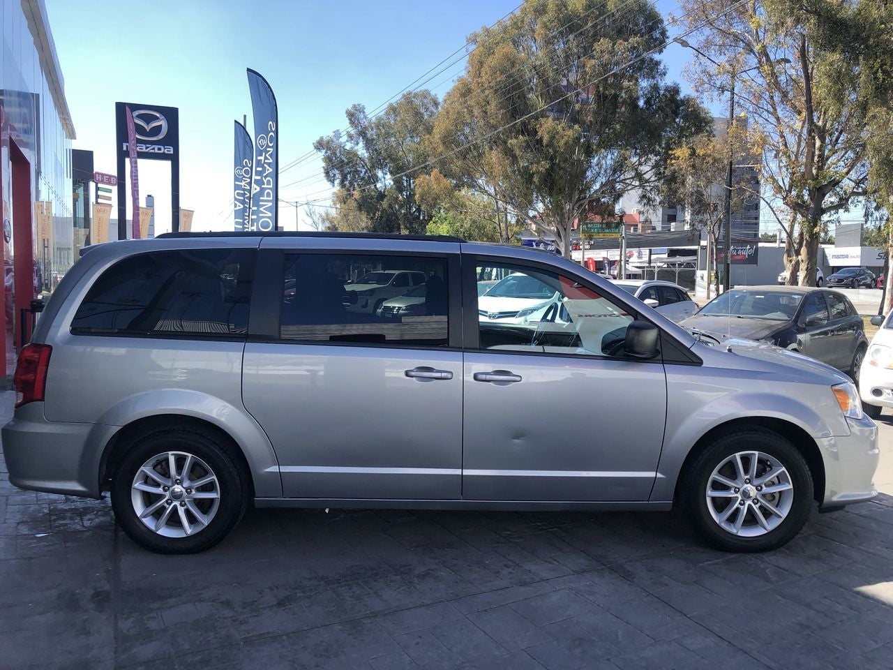 2019 Dodge GRAND CARAVAN SXT, V6, 3.5L, 283 CP, 5 PUERTAS, AUT