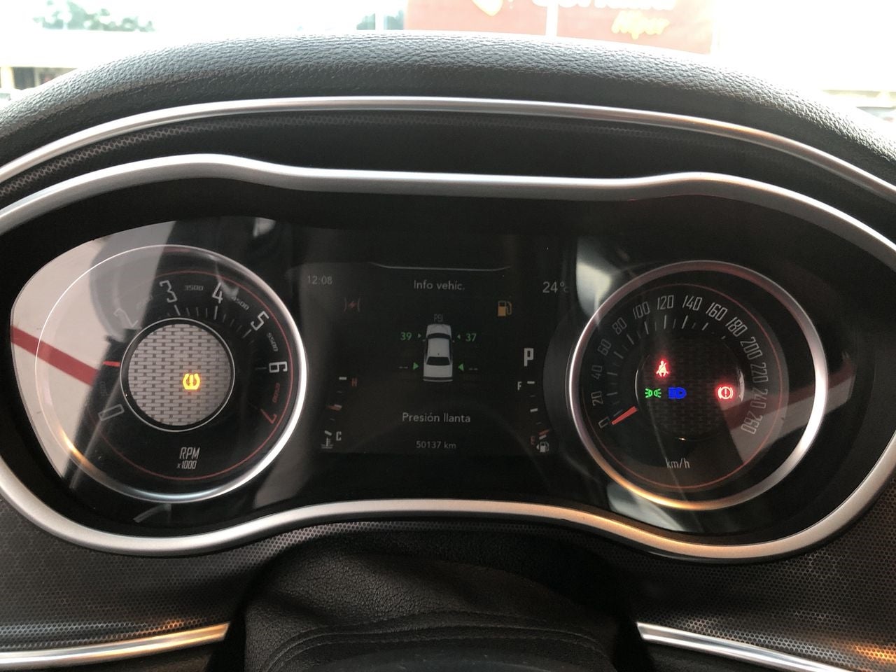 2017 Dodge CHALLENGER DUAL STRIPES, V6, 3.6L, 305 CP, 2 PUERTAS, AUT