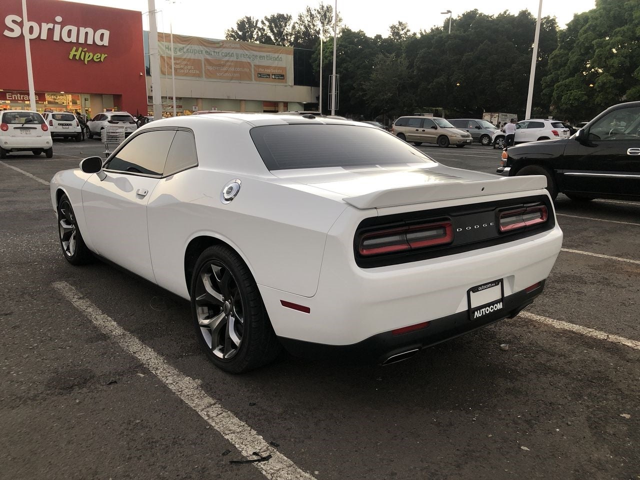 2017 Dodge CHALLENGER DUAL STRIPES, V6, 3.6L, 305 CP, 2 PUERTAS, AUT