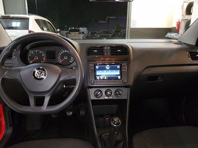 2017 Volkswagen VENTO VENTO COMFORTLINE TM